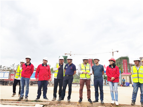 万向遵调研古滇花园里及古城幸福里项目