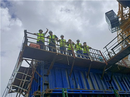 陈定华调研元绿高速建设项目五分部及十三分部