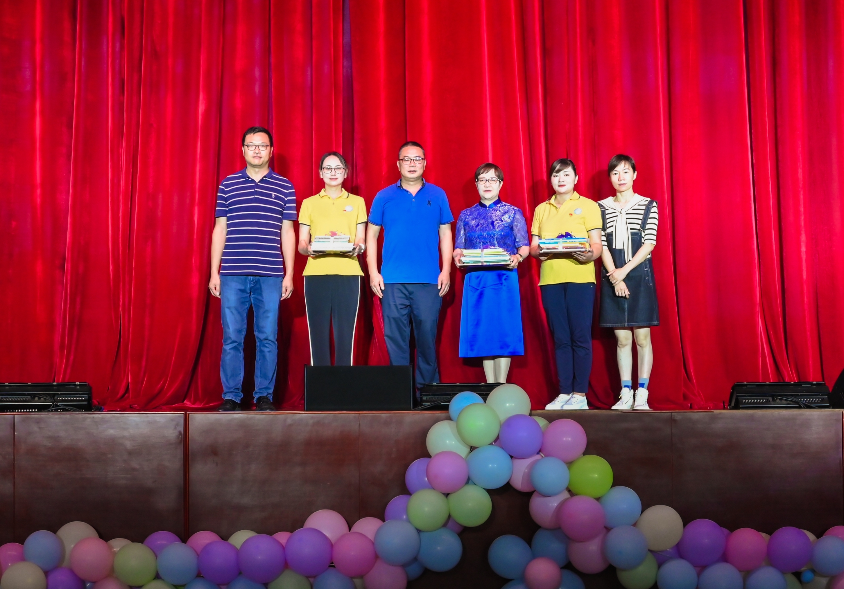 书送希望•悦读成长 ——公司为茨坝幼儿园捐赠图书