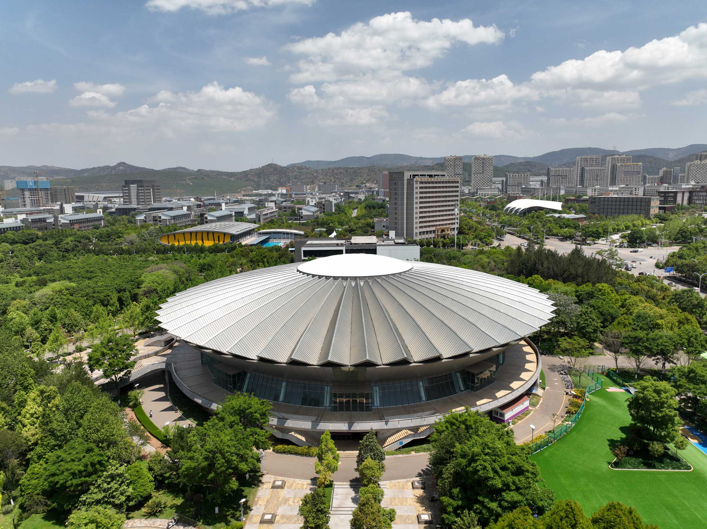 国优奖-云南师范大学呈贡校区体育馆