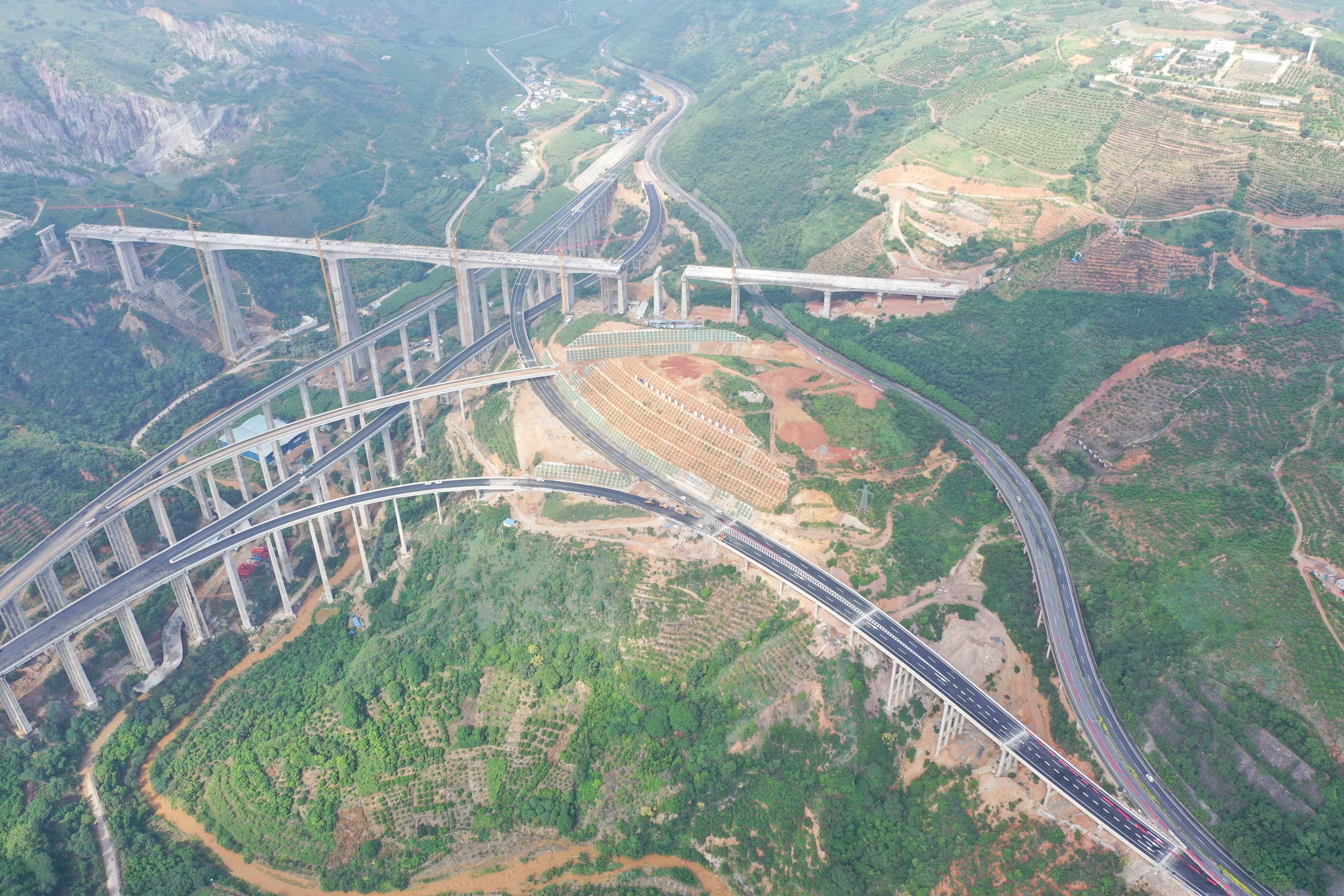 李春奖-元蔓高速玉溪段